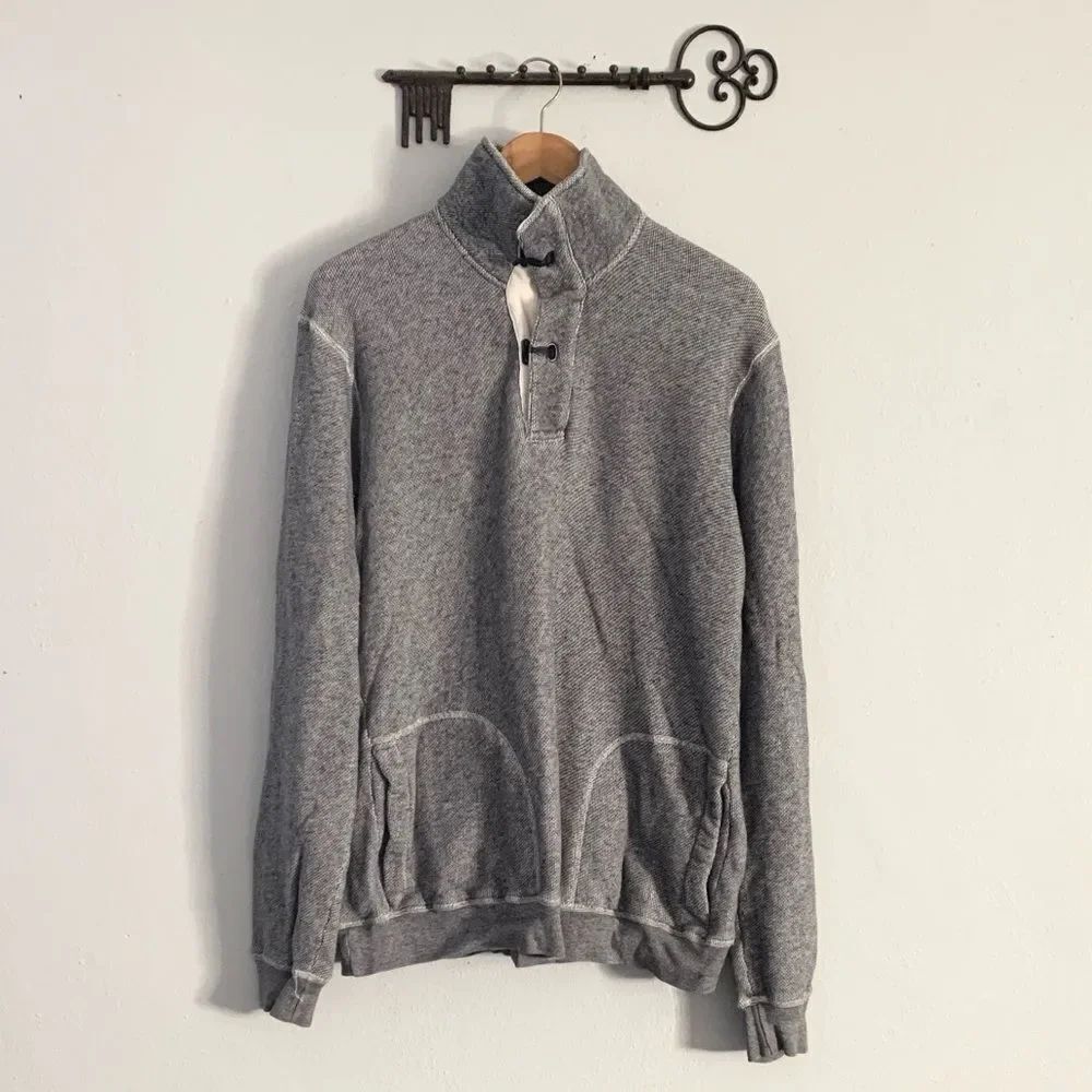 NSF pullover grey men’s size large sweatshirt